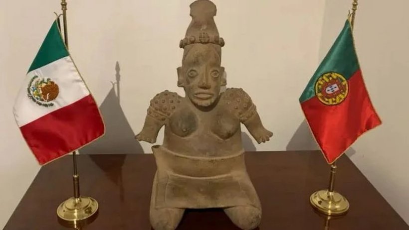Mexico thu hồi cổ vật có niên đại 2.300 năm sắp bị đem bán đấu giá
