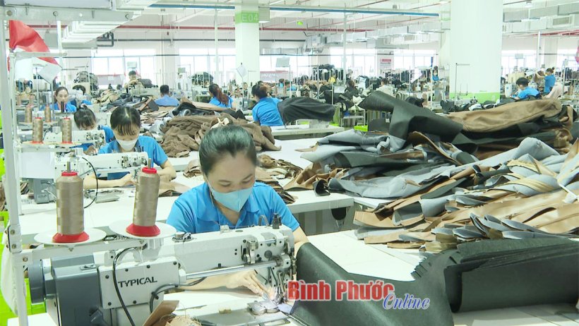 Sắc xuân trên các khu công nghiệp