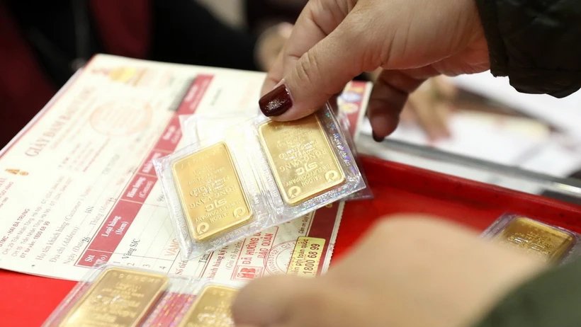 UBS: Giá vàng có thể chạm mức 2.200 USD mỗi ounce trong năm 2024