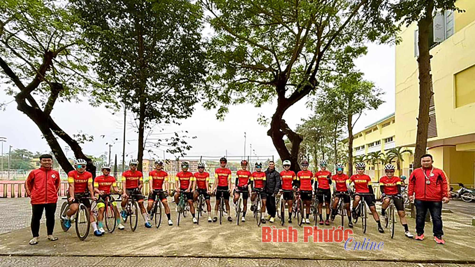 Ban tổ chức chuẩn bị 7 xe đạp để hỗ trợ đội tuyển xe đạp Việt Nam sau sự cố