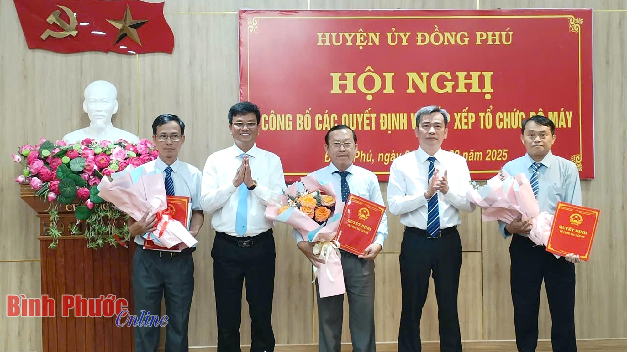 Đồng Phú, Bù Đốp: Công bố các quyết định về sắp xếp, tổ chức bộ máy