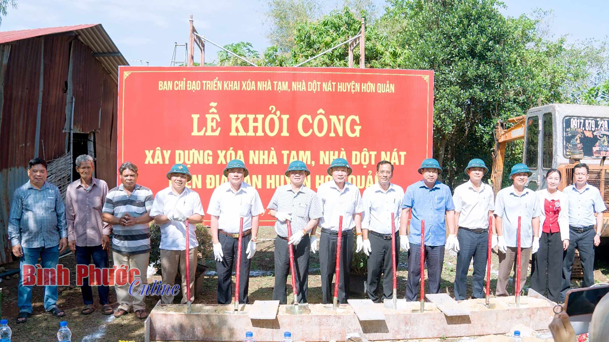 Hớn Quản phát động chung tay xóa nhà tạm, nhà dột nát