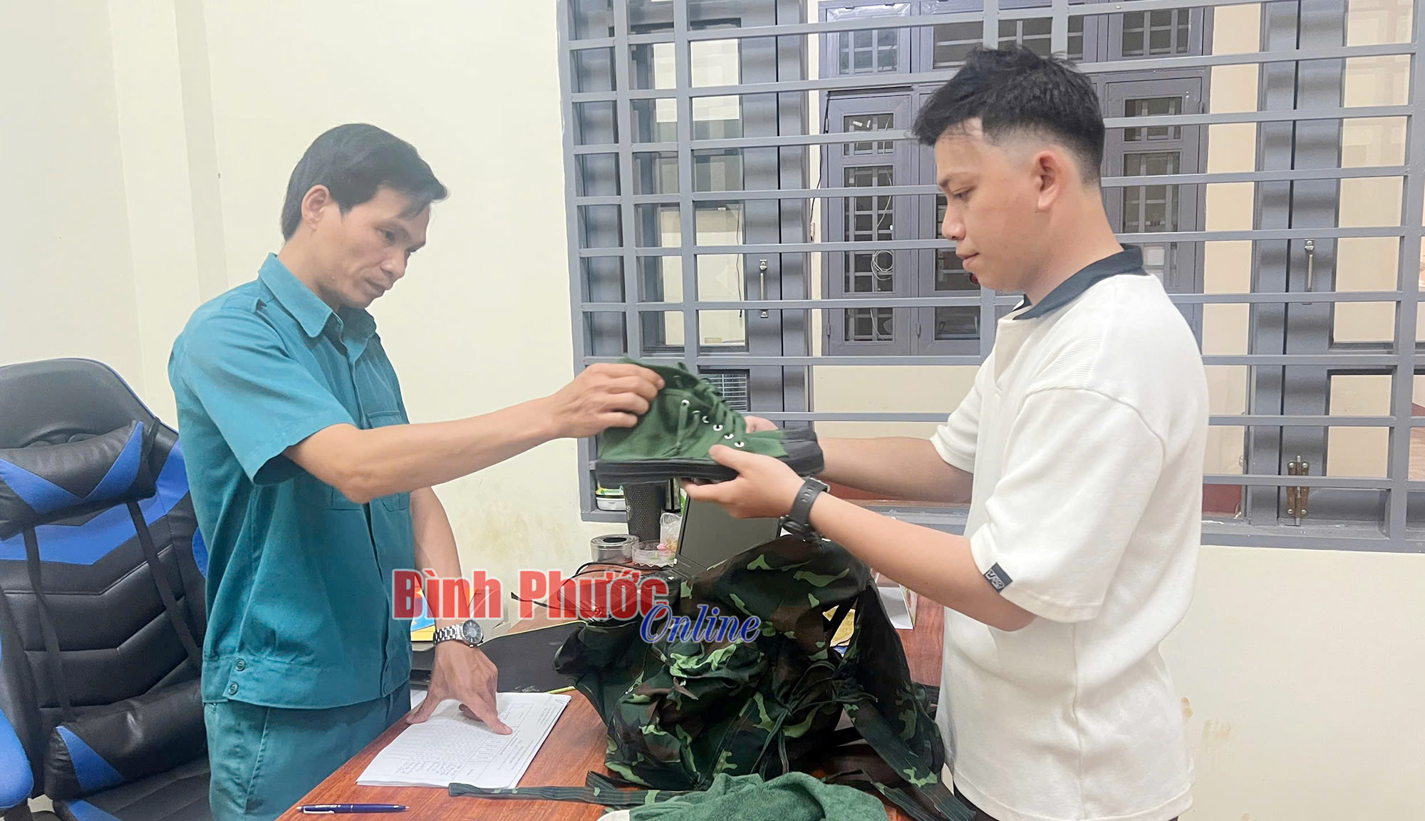 Nghĩa vụ thiêng liêng với Tổ quốc