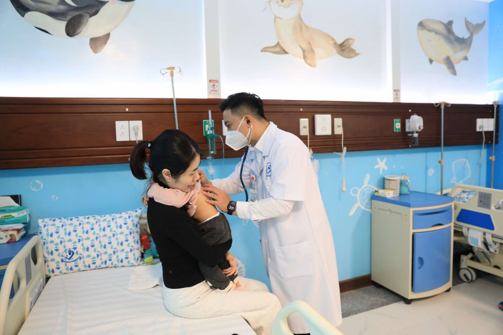 Nhiều trẻ khỏe mạnh nhưng lại biến chứng nặng khi mắc cúm