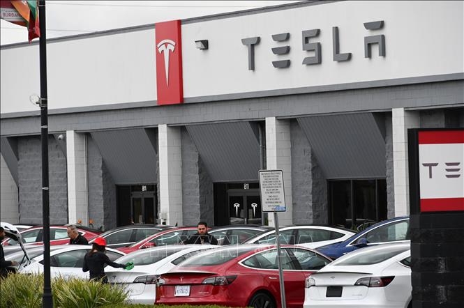 Tesla triệu hồi hơn 375.000 xe tại Mỹ do vấn đề trợ lực lái