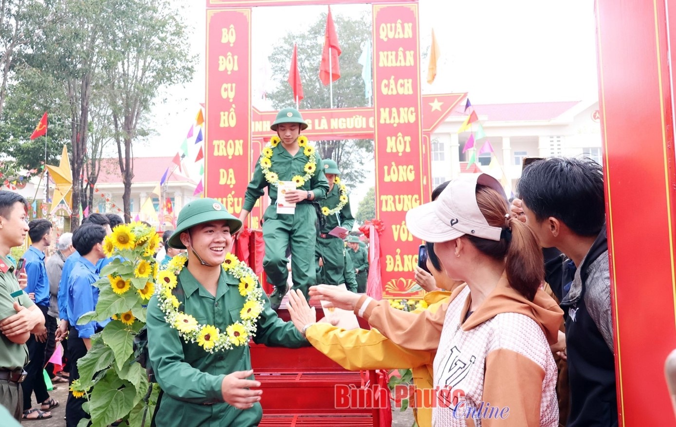 Thực hiện nghĩa vụ quân sự là trách nhiệm của thanh niên với đất nước