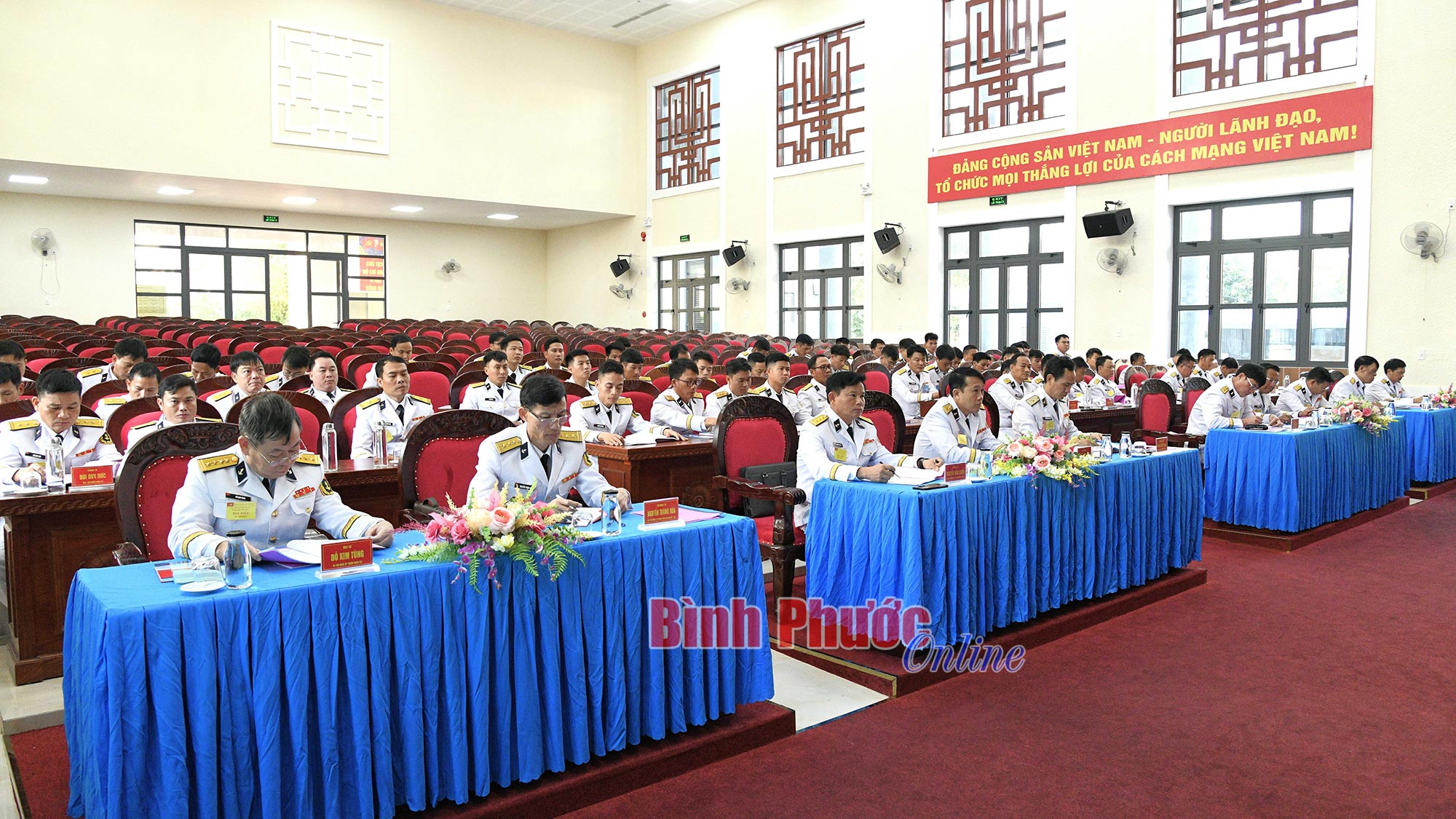 Thường vụ Đảng ủy Vùng 5 Hải quân chỉ đạo đại hội chi bộ làm trước