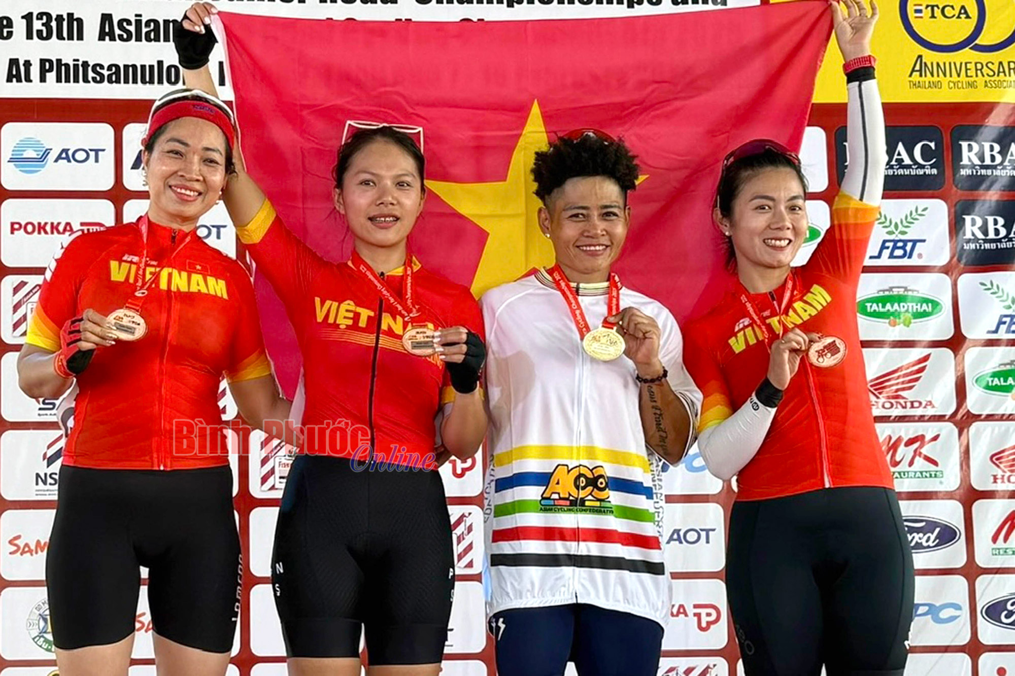 Tôn Hoàng Khánh Lan - nhà vô địch châu Á đa năng