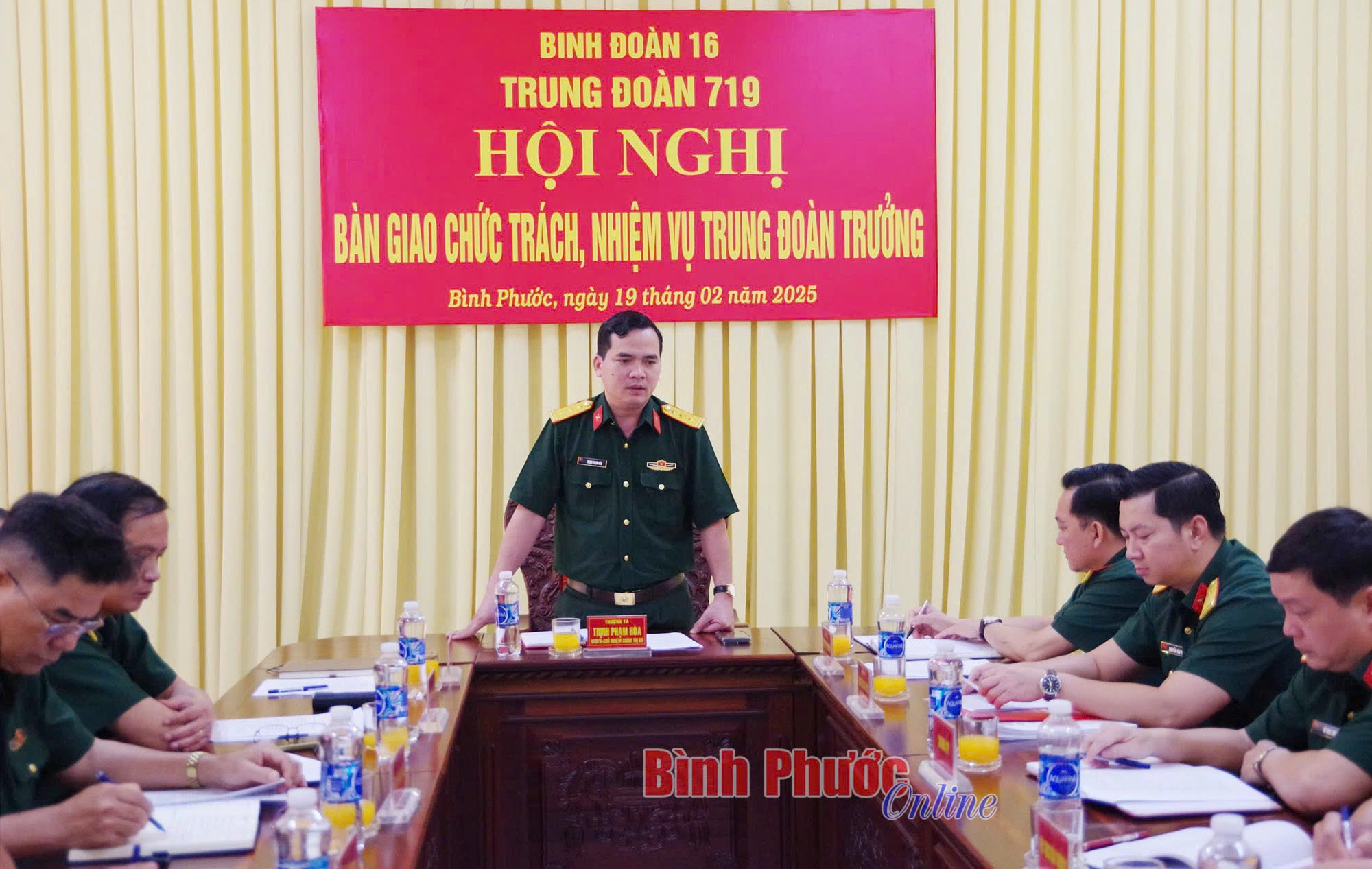 Trung đoàn 719 bàn giao chức trách, nhiệm vụ trung đoàn trưởng