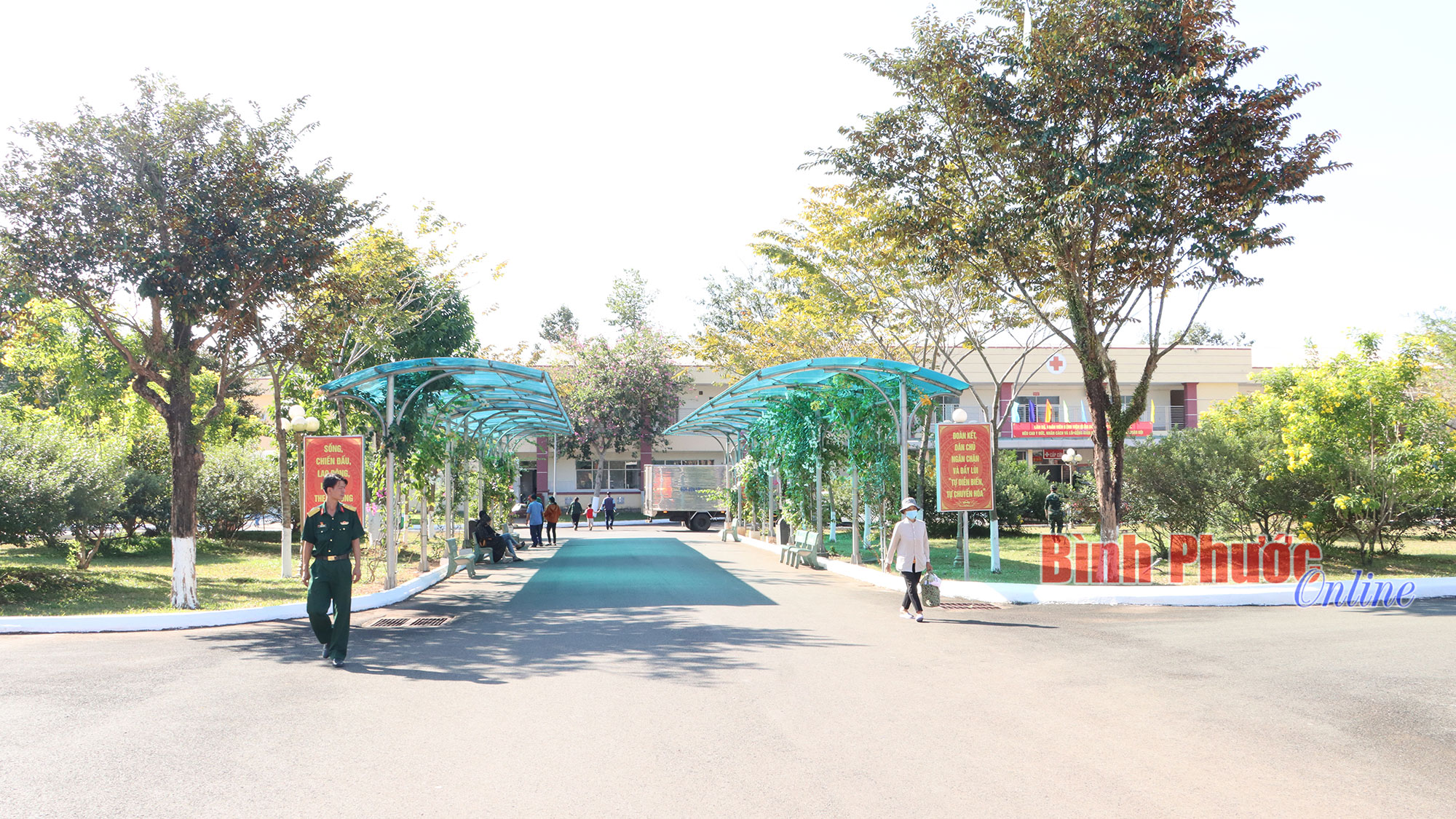 Xây dựng cơ sở y tế xanh, sạch, đẹp