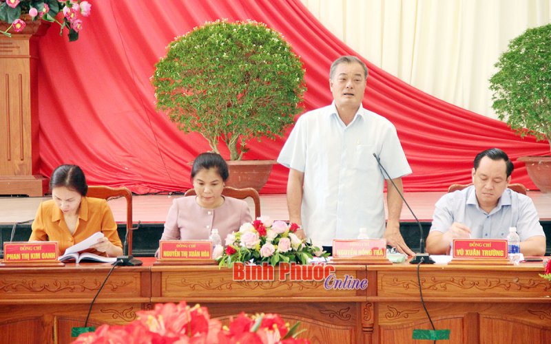 248 cấp ủy viên và 2.300 đảng viên tham gia giúp đỡ hộ nghèo