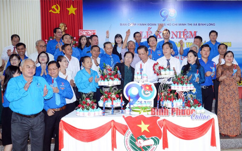 Bình Long tri ân nguyên cán bộ Đoàn qua các thời kỳ