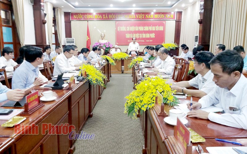 Bình Phước phải đi đầu trong cải cách thủ tục hành chính và xây dựng chính quyền điện tử