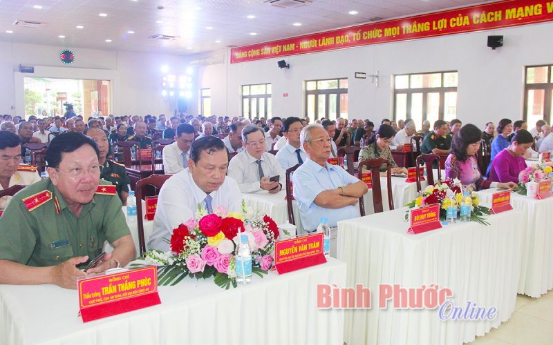 Họp mặt kỷ niệm 46 năm Ngày giải phóng tỉnh Bình Phước