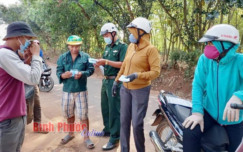 Lộc Ninh: 5 công dân Trung Quốc vượt biên âm tính với SARS-CoV-2