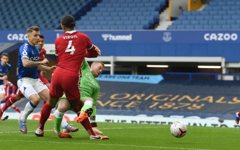 Van Dijk quyết dự EURO