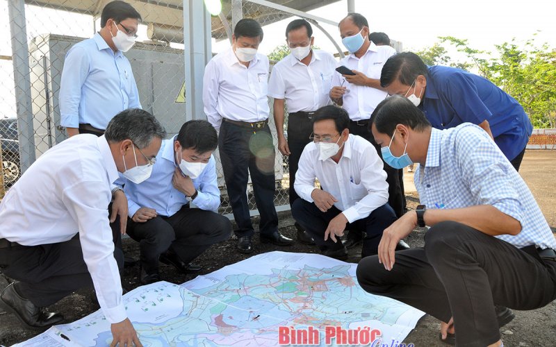 Bí thư Tỉnh ủy Nguyễn Mạnh Cường làm việc với Ban Thường vụ Thị ủy Phước Long