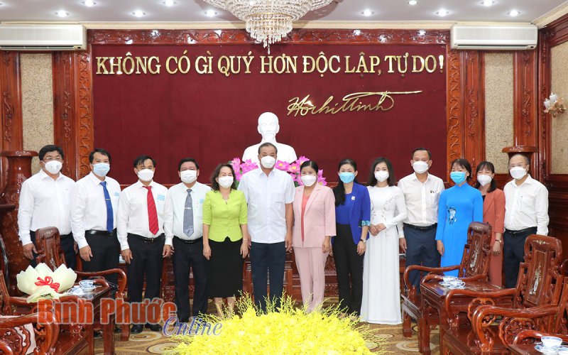 Bình Phước trao quyết định điều động, bổ nhiệm cán bộ