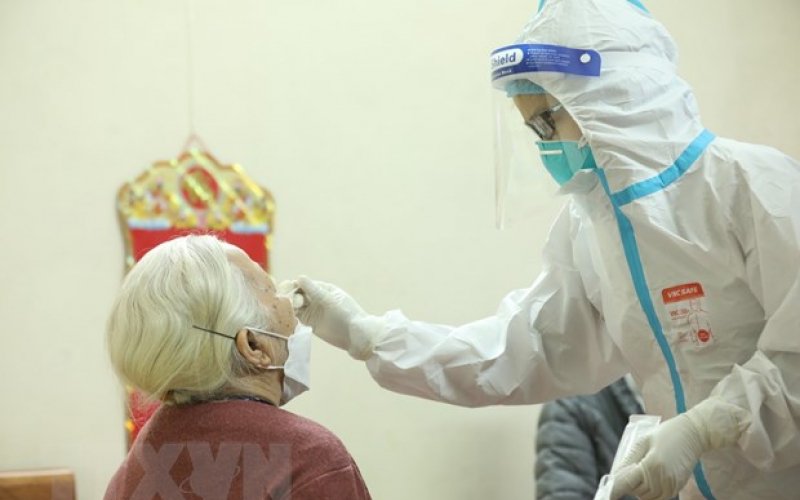 Bộ Y tế yêu cầu không tăng giá dịch vụ xét nghiệm SARS-CoV-2