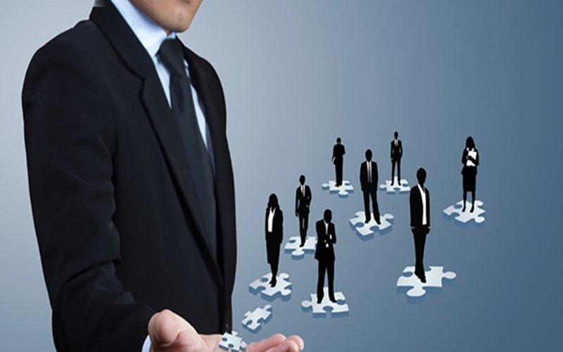 Cơ chế và hệ thể chế phát hiện, thu hút, tuyển chọn, trọng dụng nhân tài lãnh đạo, quản lý 