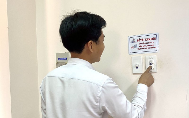 Cung ứng điện liên tục và khuyến nghị khách hàng sử dụng điện tiết kiệm trong mùa nắng nóng