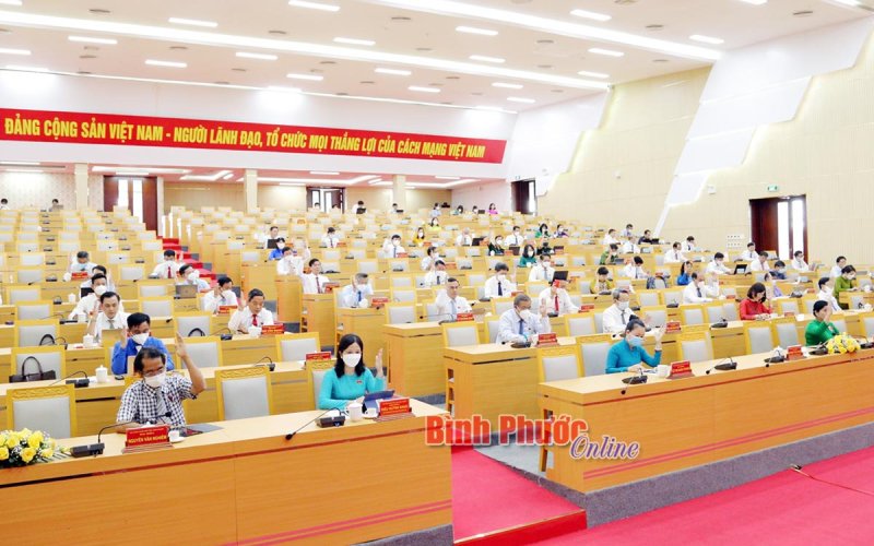 HĐND tỉnh Bình Phước thông qua 7 nghị quyết phát triển kinh tế - xã hội