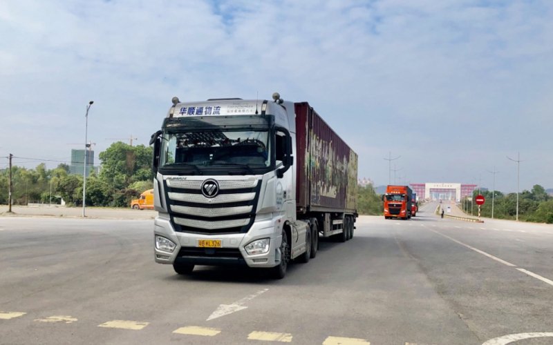 Lập “vùng xanh an toàn” để giảm ùn tắc tại cửa khẩu