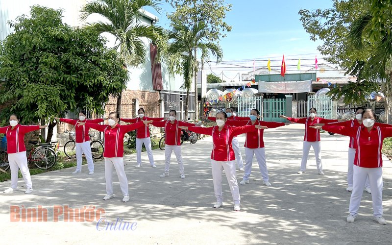 Ph&aacute;t huy vai tr&ograve; thiết chế văn h&oacute;a ở cơ sở