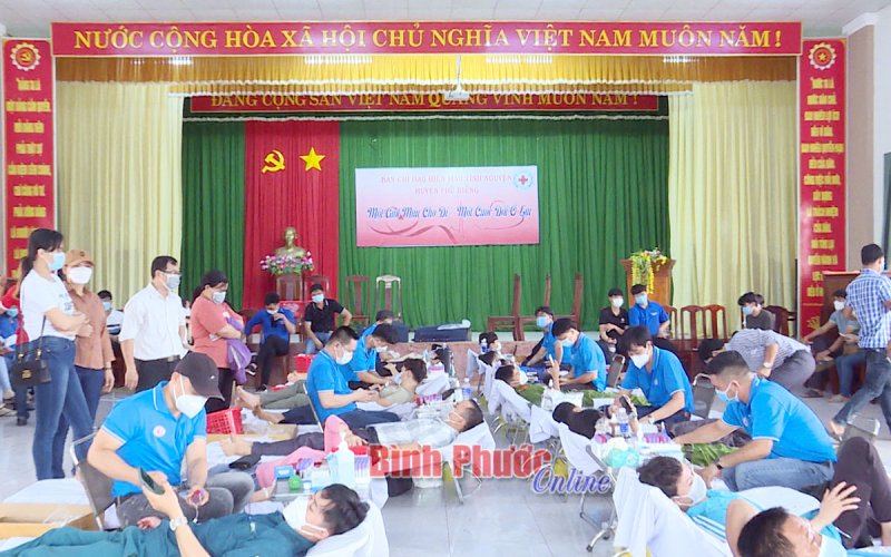 Phú Riềng: Thu 384 đơn vị máu tình nguyện đợt 1 năm 2022
