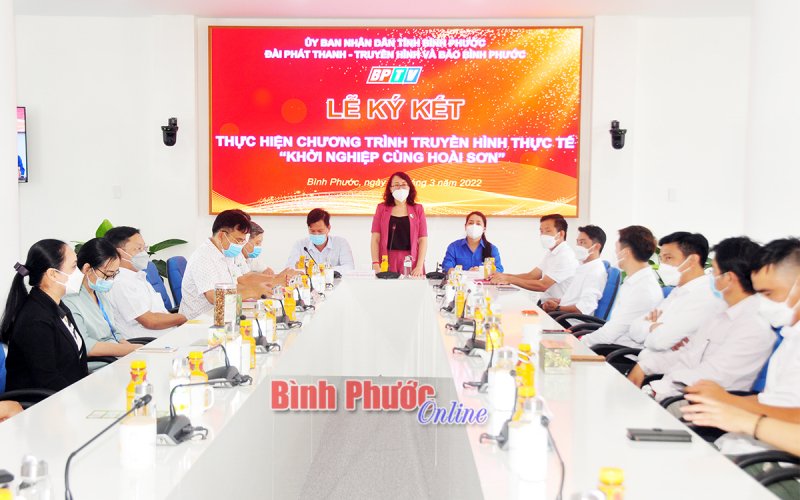 Ra mắt chương trình truyền hình thực tế “Khởi nghiệp cùng Hoài Sơn”