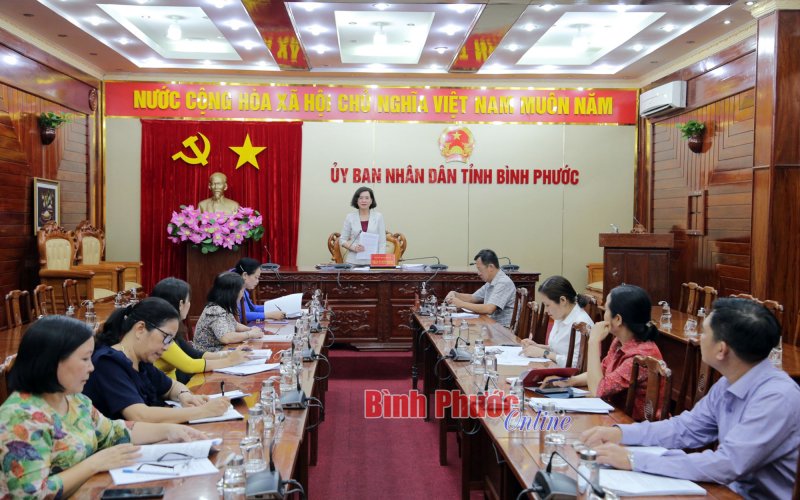 Bình Phước: Thông qua 8 hồ sơ xét tặng danh hiệu Nhà giáo ưu tú