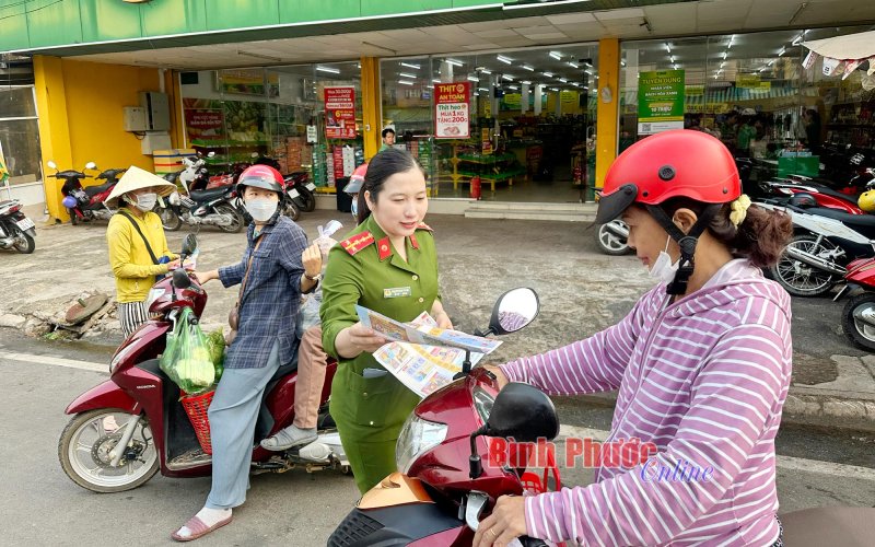 Bình Long: Tuyên truyền phòng cháy cho tiểu thương và người dân