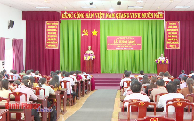 Bình Phước: Khai mạc kỳ thi nâng ngạch công chức, thăng hạng viên chức năm 2022