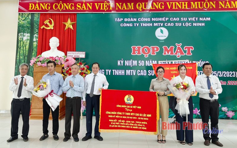 Công ty cao su Lộc Ninh kỷ niệm 50 năm Ngày truyền thống công ty