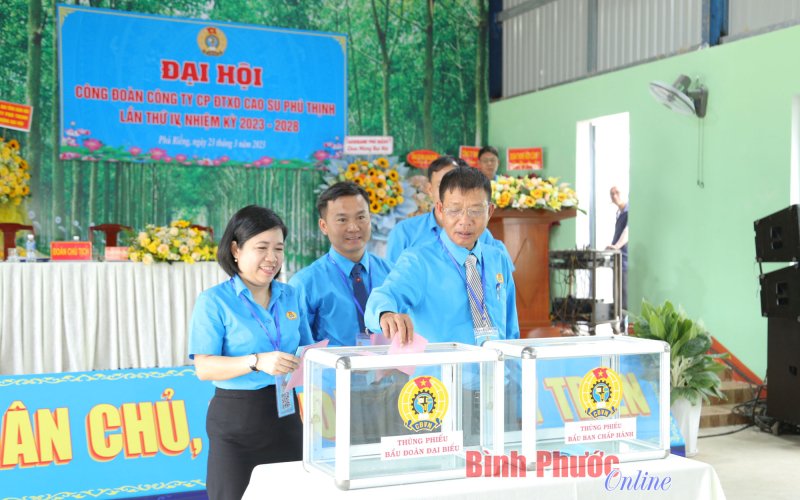 Đại hội Công đoàn Công ty cao su Phú Thịnh