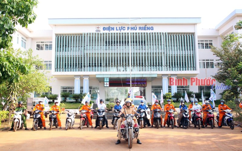 Điện lực Phú Riềng hướng ứng Giờ Trái đất