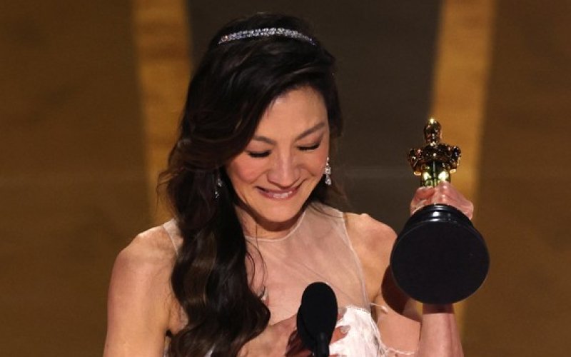 Dương Tử Quỳnh thắng giải Nữ diễn viên xuất sắc tại Oscar 2023