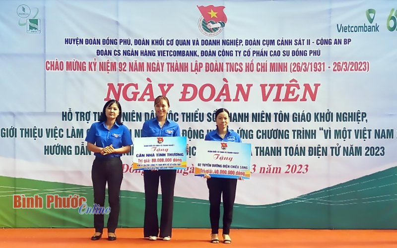 Nhiều hoạt động ý nghĩa tại chương trình Ngày đoàn viên ở Đồng Phú
