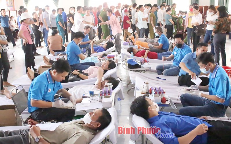 Phú Riềng: Thu 461 đơn vị máu tình nguyện đợt 1 năm 2023