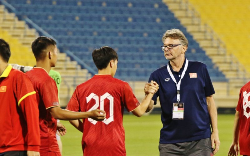 U23 Việt Nam thua cả 3 trận, HLV Philippe Troussier vẫn tin vào hướng đi của đội