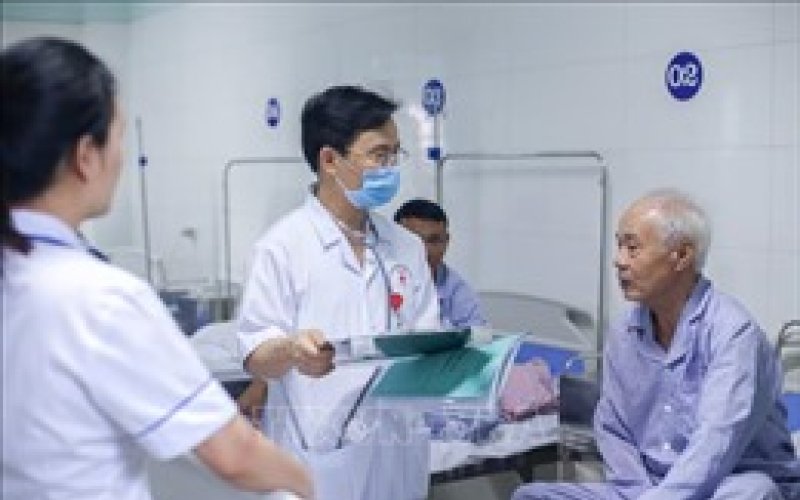 Vai tr&ograve; của y tế cơ sở trong bảo vệ, chăm s&oacute;c sức khỏe nh&acirc;n d&acirc;n