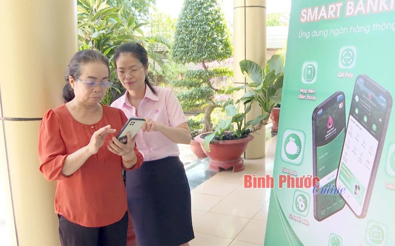 VBSP - Smart Banking - tiện ích mới cho đối tượng chính sách