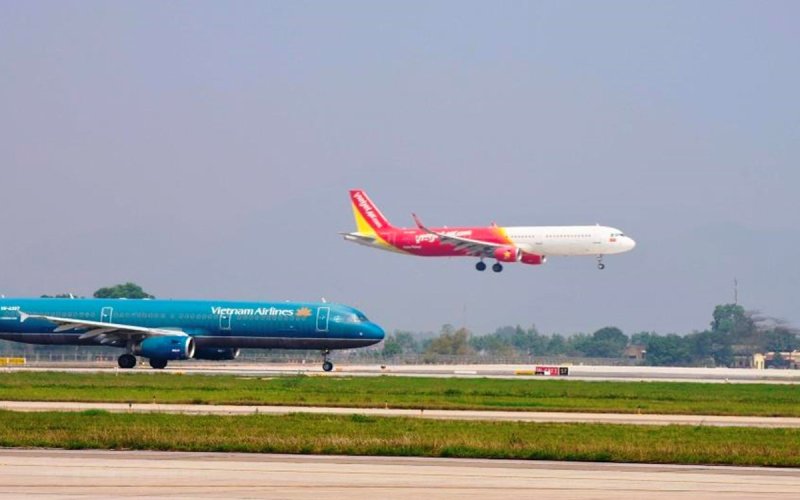 Vé bay dịp nghỉ lễ 30-4 đến 1-5 cao chót vót và nhiều chặng còn ít chỗ