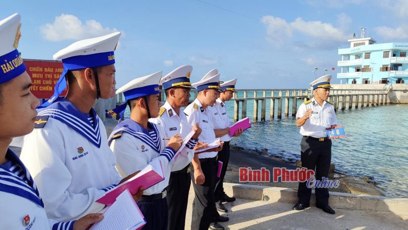 Nhiều hoạt động tưởng niệm các anh hùng liệt sĩ hy sinh trong sự kiện Gạc Ma