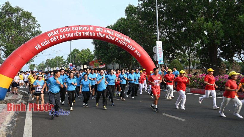 Sôi nổi Ngày chạy Olympic vì sức khỏe toàn dân và Giải việt dã truyền thống tỉnh Bình Phước năm 2024