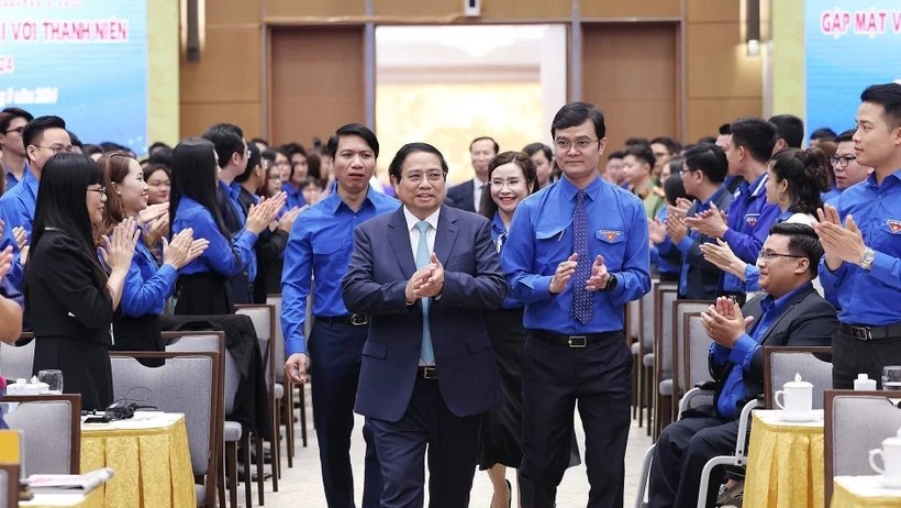 Thủ tướng Phạm Minh Chính gặp mặt và đối thoại với thanh niên về Chuyển đổi <strong class="highlight">số</strong>