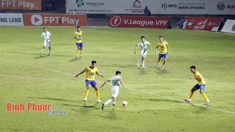 Trường Tươi Bình Phước có chiến thắng tối thiểu 1-0 trước Đồng Tháp trên sân nhà