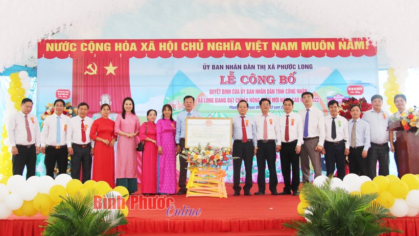 Xã Long Giang đạt chuẩn nông thôn mới nâng cao
