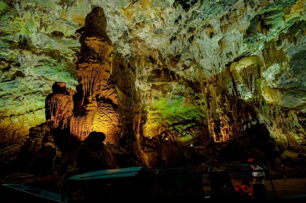 Điểm đến tiết kiệm nhất cho những ai yêu thiên nhiên và văn hóa bản địa độc đáo