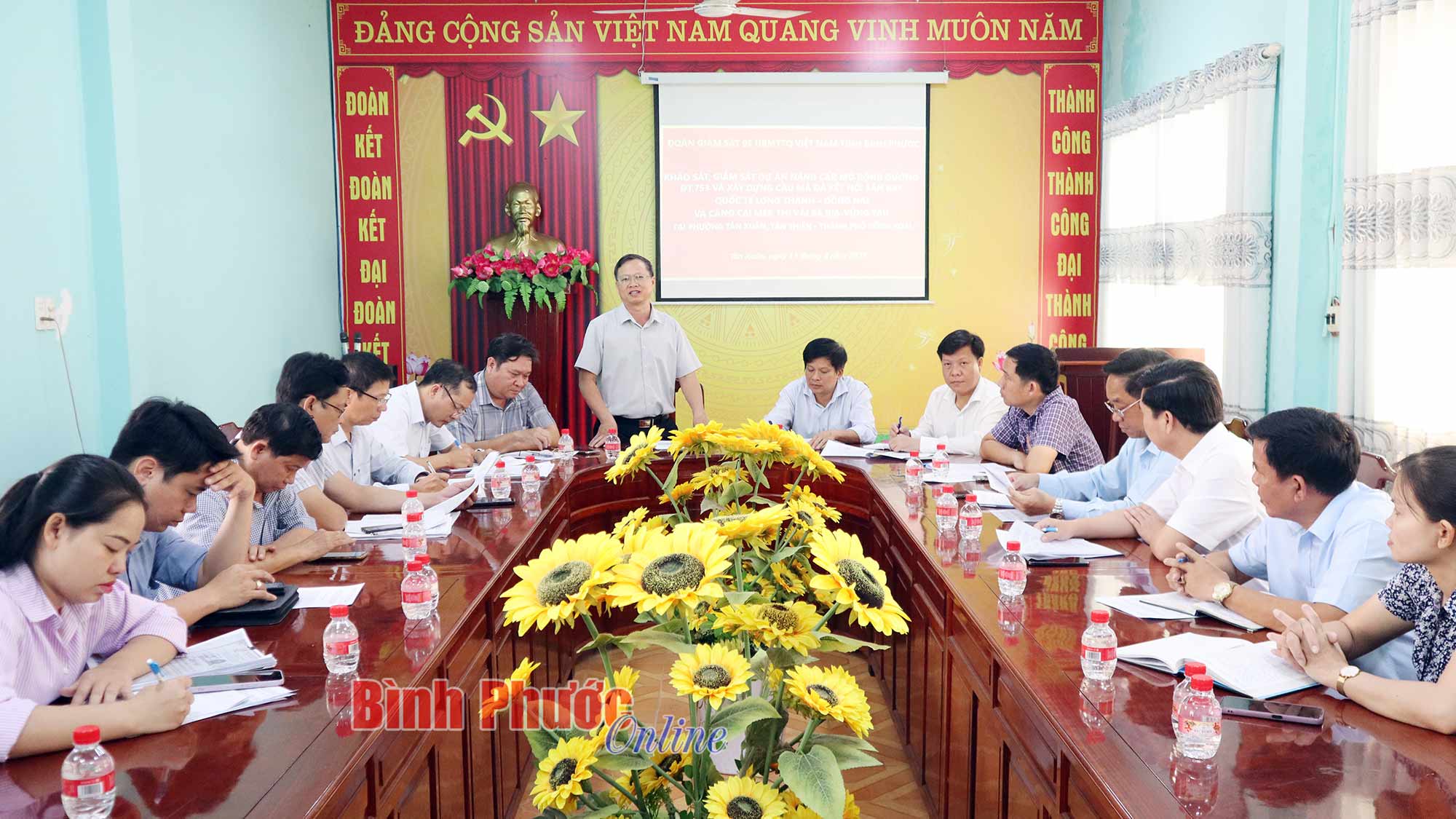 Giám sát việc triển khai thực hiện dự án mở rộng đường ĐT753